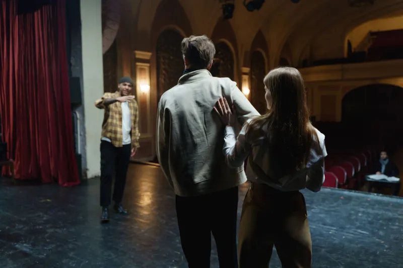 Closer Than Comfort: How Intimate Venues Transform Proximity Into Profound Art